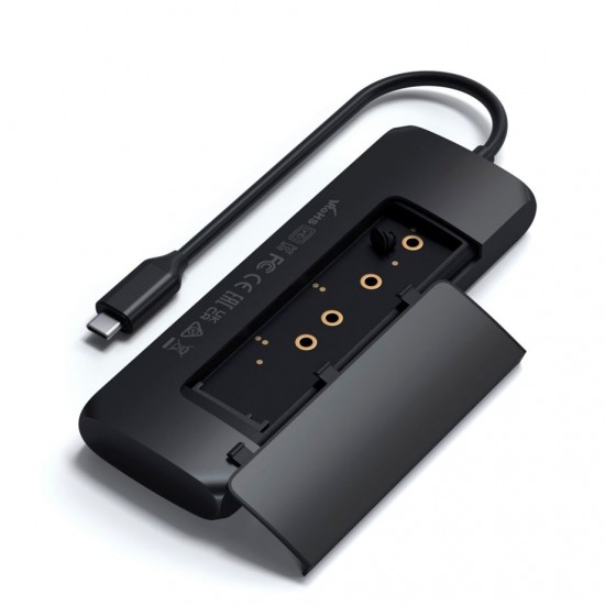 Satechi USB-C хибриден многопортов адаптер със SSD корпус черен